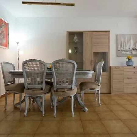 Europa Appartement *